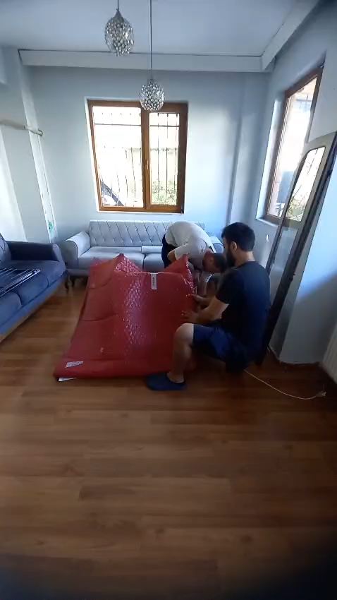 Yeni evde mobilya yerleşimi videosu