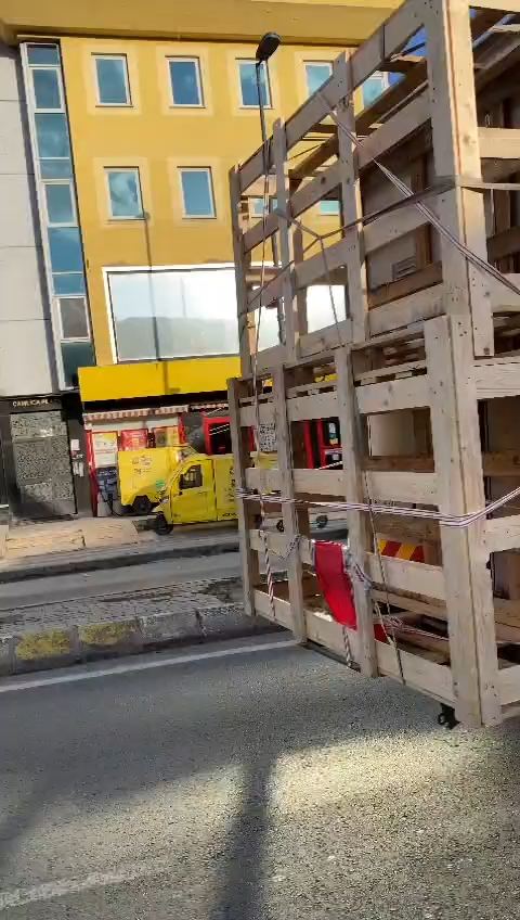 Raf ve depo malzemesi taşıma videosu